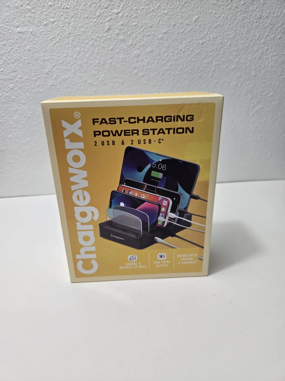 Chargeworx Fast-Charging Power Station - Yellow